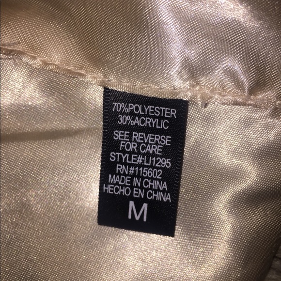 Faux Fur Vest - Picture 2 of 4